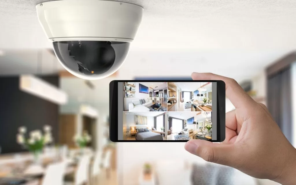 Live camera monitoring from a mobile phone